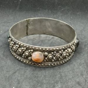 vintage metal stone bangle bracelet